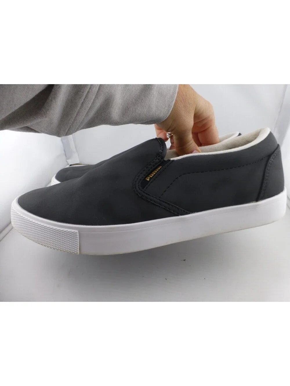 Puma Women's Black Slip-On Casual Shoes Sneakers US 7 EUR 39 UK 6 - M12